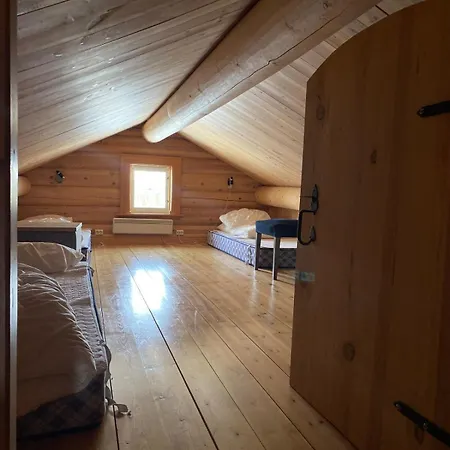 Nyaraló Kvenahytta Markegardlian